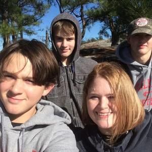 Meet your Posher, Christy